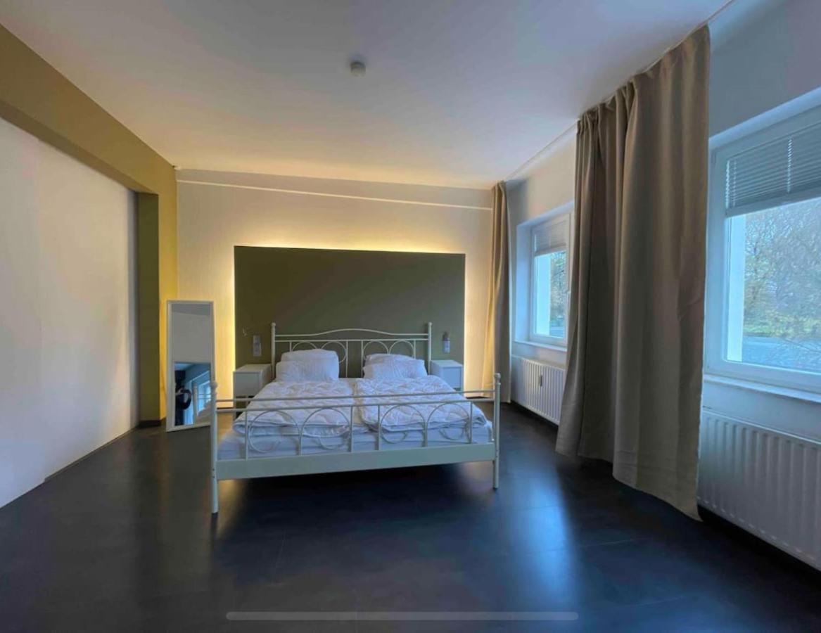 Ferienwohnung Truretreats Design Loft Fuer 8 Personen I Riesige Kueche I Echarger I 65Z Smarttv I 150Qm Hamburg Exterior foto