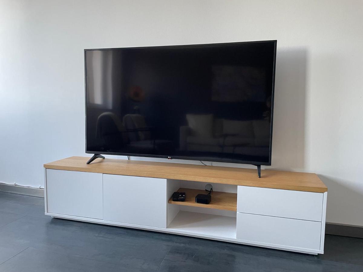 Ferienwohnung Truretreats Design Loft Fuer 8 Personen I Riesige Kueche I Echarger I 65Z Smarttv I 150Qm Hamburg Exterior foto